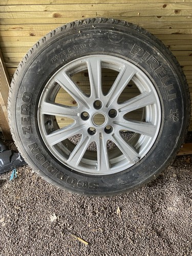 Alloy wheel - alloy,