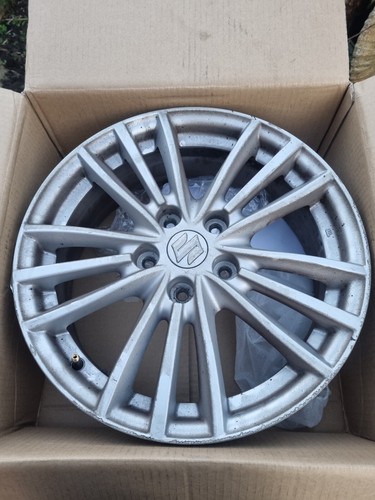 Alloy wheel - alloy,
